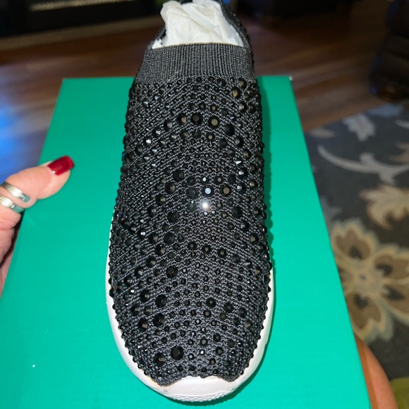 Lauren Lorraine Women’s  size 7 Carry black Rhinestone slip on Sneakers - Picture 8 of 12